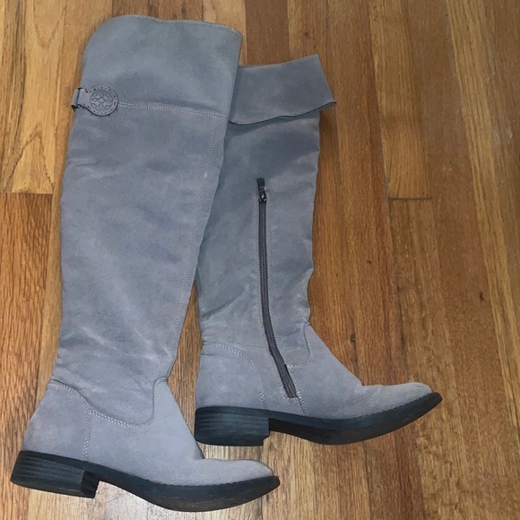 Shoes - Juliette Knee High Boots Gray/Tan Size 7 women